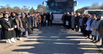 AK Partili kadınlardan 170 koli mutfak seti yardımı