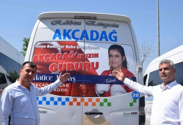 Akçadağlıların Hatice Akbaş sevinci sürüyor
