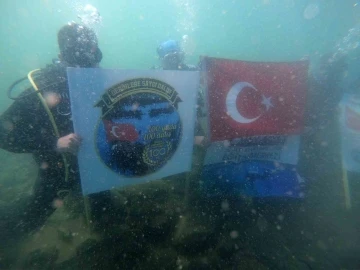 AKEM, Cumhuriyetin 100. yılına özel Van Gölü’ne dalış yaptı
