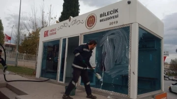 Akıllı durakların temizliği aksatılmıyor
