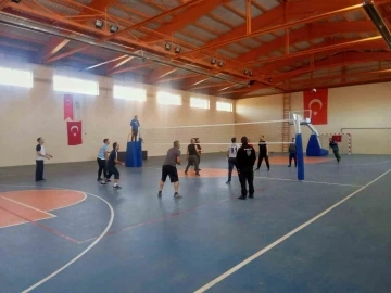 Akkışla’da voleybol heyecanı
