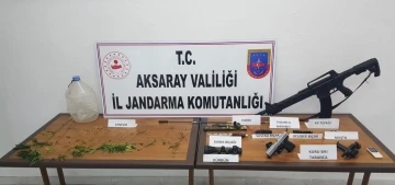 Aksaray’da jandarma kenevir ekip uyuşturucu ticareti yapan şahsı gözaltına aldı
