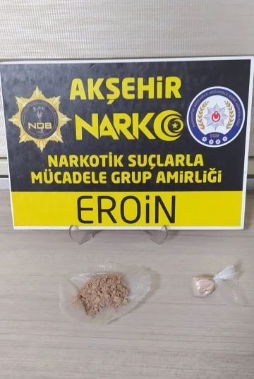 Akşehir’de uyuşturucu operasyonu: 3 gözaltı
