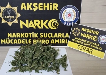 Akşehir Narkotikten uyuşturucu operasyonu: 2 tutuklama
