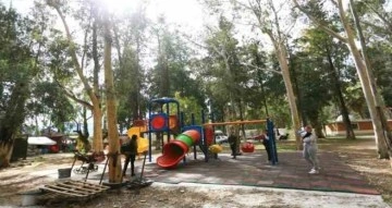 Akyaka’da depremzede çocuklar için oyun parkı
