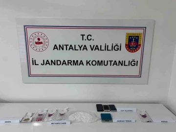 Alanya’da 300 gram metamfetamin ele geçirildi
