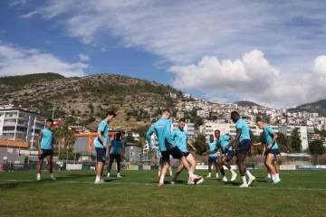 Alanyaspor, Fenerbahçe maçı hazırlıklarını tamamladı
