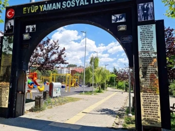 Alaplı’da yıpranmış çocuk parkları tehlike saçıyor
