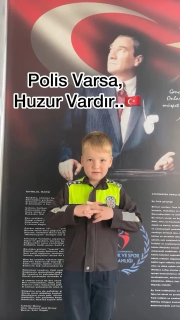 Aldıkları işaret dili eğitimi ile Türk Polis Teşkilatının 179’uncu yılını kutladılar
