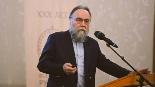 Aleksandr Dugin Trump'ın zaferini yorumladı: Küreselciler son savaşlarını kaybettiler