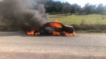 Alev Alan Araç Çanakkale'nin Ayvacık ilçesinde Kül Oldu