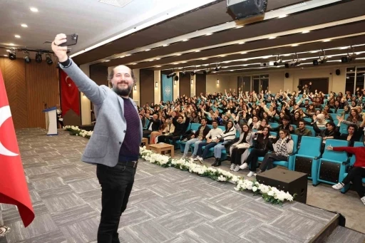 Alkü’de &quot;Hayat senden ne bekliyor&quot; konulu etkinlik
