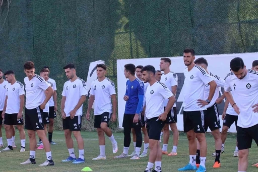 Altay, ilk yarıda dipten çıkamadı
