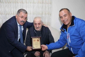 Amatör spora hizmet edenler unutulmadı
