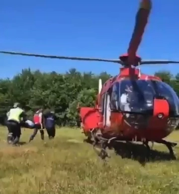 Ambulans helikopter 90 yaşındaki vatandaş için havalandı
