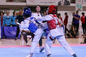 ANALİG taekwondo grup müsabakaları Sivas’ta başladı
