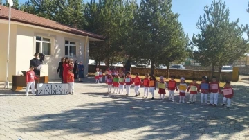 Anaokulu öğrencileri Cumhuriyet Bayramını coşkuyla karşıladı
