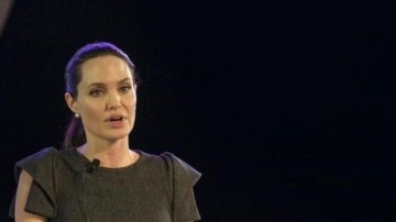 Angelina Jolie'den depremzedeler için bağış çağrısı