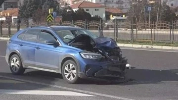 Ankara'da üst gecidi kullanmayan aileye araç çarptı: 3 ölü