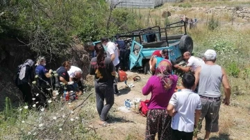 Antalya’da safari cipi şarampole yuvarlandı: 1 ölü, 9 yaralı
