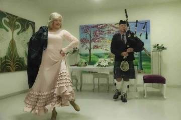 Antalya’da yılın son nikahı İskoç ve Rus çifte
