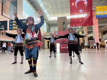 Antalya Havalimanı’nda 100. yıl kutlamaları
