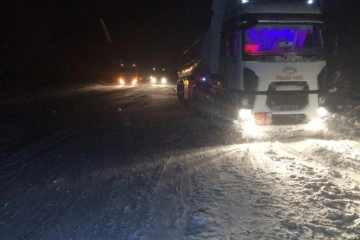 Antalya-Konya karayolunda kar yağışı etkili oldu