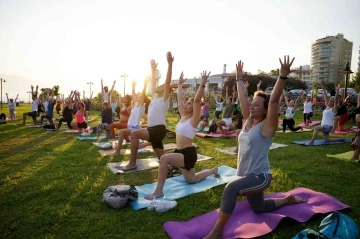 Antalya’nın Akdeniz’e uzanan en uç noktasında yoga
