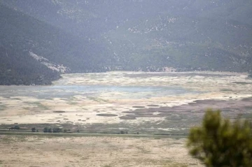 Antalya’nın su kaynakları mevcut nüfusun ihtiyacını karşılayamıyor

