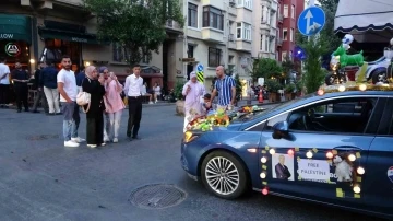 Arabasını oyuncaklarla donatarak Filistinli çocuklar için farkındalık oluşturan vatandaş ilgi odağı oldu
