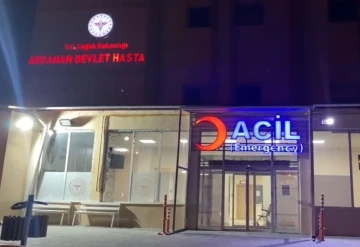 Ardahan’da 8 üniversite öğrencisi yemekten zehirlendi
