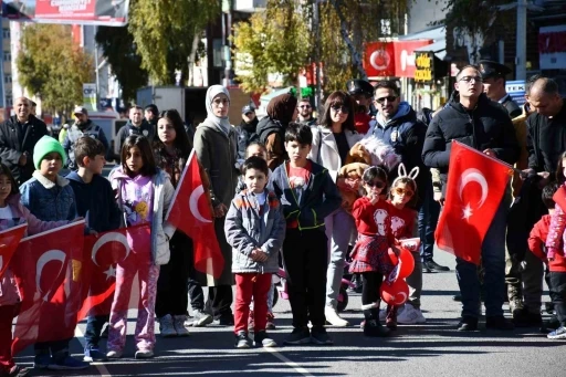 Ardahan’da Cumhuriyetin 101. yaşı coşkuyla kutlandı
