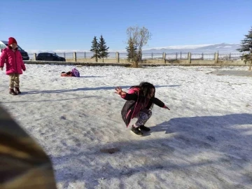 Ardahan’da kar yağışı nedeniyle eğitime 1 gün ara verildi
