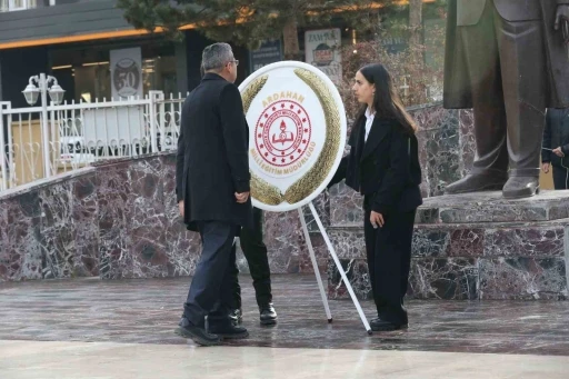 Ardahan’da Öğretmenler Günü kutlandı
