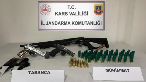 Arpaçay’da silahla 3 kişiyi yaralamıştı: Jandarma kıskıvrak yakaladı
