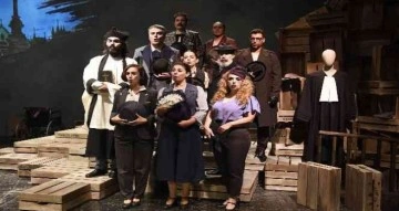 "Arturo Ui’nin Önlenebilir Yükselişi" 8 Ekim’de sahnede