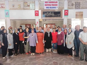 Aşçı yardımcıları sertifikalarını aldı
