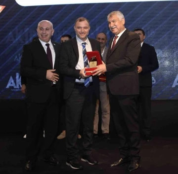 ASHİB, Adana’nın hayvansal gıda ihracatı şampiyonlarını ödüllendirdi
