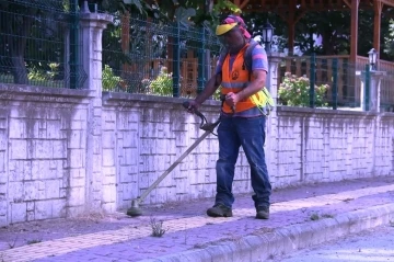 Atakum’un park ve bahçelerinde yoğun mesai
