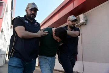 Atatürk Havalimanı’nda yol kapatan darbeci uzman çavuş Adana’da yakalandı