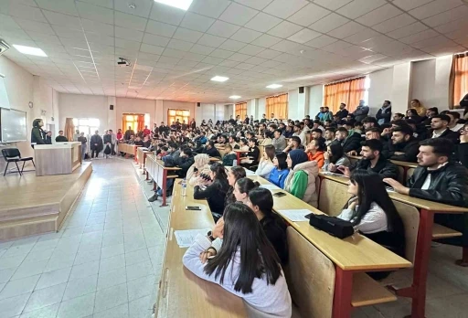 Atatürk üniversitesinden madde bağımlılığına yönelik eğitim semineri
