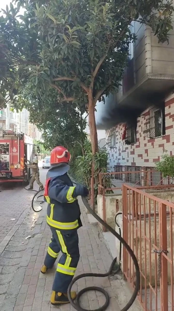 Avcılar’da madde bağımlısı şahıs evini yakıp kaçtı
