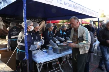 Aydın Büyükşehir Atatürk için hayır gerçekleştirdi
