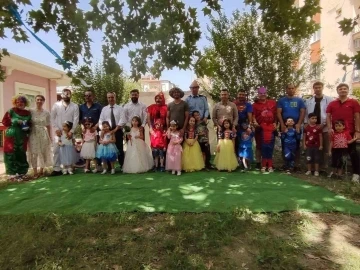 Aydın’da anaokulu öğrencileri Babalar Günü’nü coşkuyla kutladı
