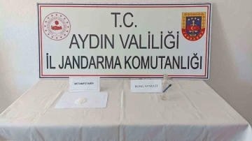 Aydın’da Jandarma uyuşturucu satıcılarına geçit vermiyor
