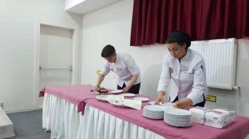 Aydın’da öğrenciler “Glütensiz yemek Yarışması’nda” hünerlerini sergiledi
