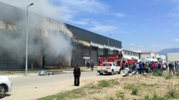 Aydın'da, OSB'de marangoz atölyesi yangını