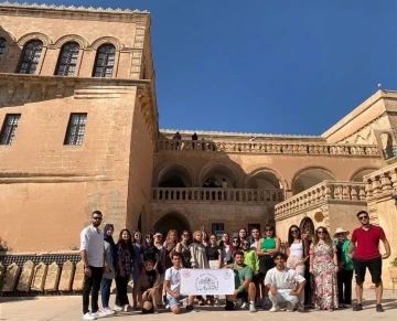 Aydınlı gençler, Mardin’de kültürler arası yolculuk gerçekleştirdi
