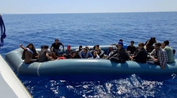 Ayvacık açıklarında 27 kaçak göçmen kurtarıldı
