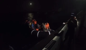 Ayvacık açıklarında Yunan unsurlarınca ölüme terk edilen 34 kaçak göçmen kurtarıldı
